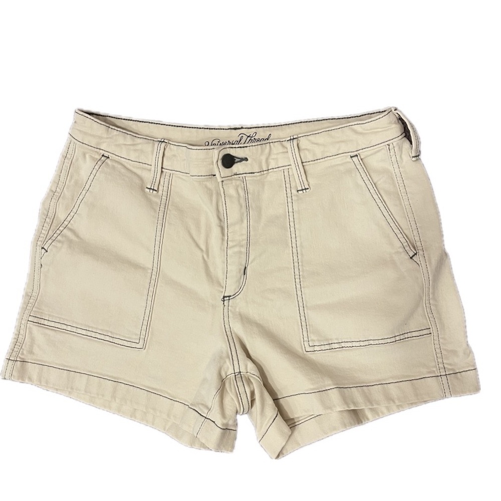 Size 12/31 Women’s Universal Thread Shorts